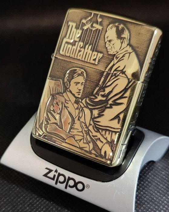 гравировка на зажигалке Zippo